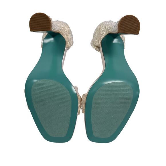 Betsey Johnson Sandals Dani Pearl Womens 7.5 M  Ivory Spool Heel Ankle Buckle - Picture 8 of 10